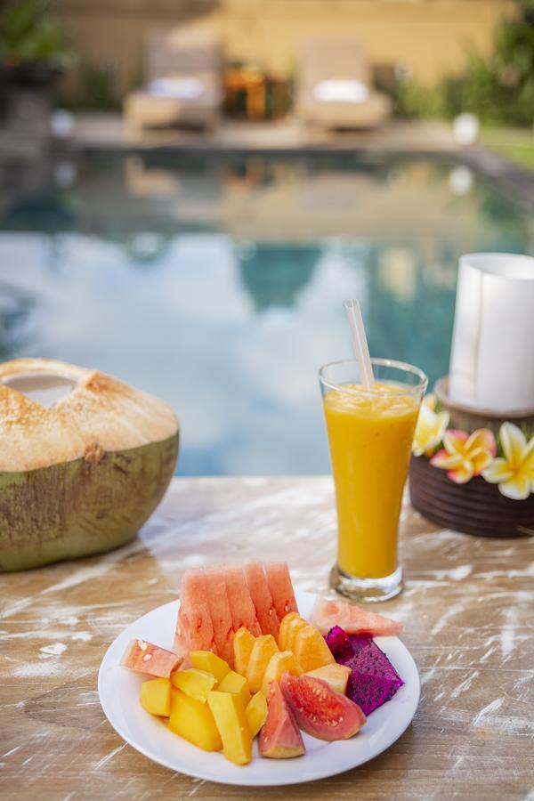 Umah Tikari Guesthouse Canggu Zewnętrze zdjęcie