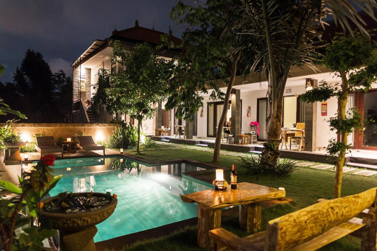 Umah Tikari Guesthouse Canggu Zewnętrze zdjęcie