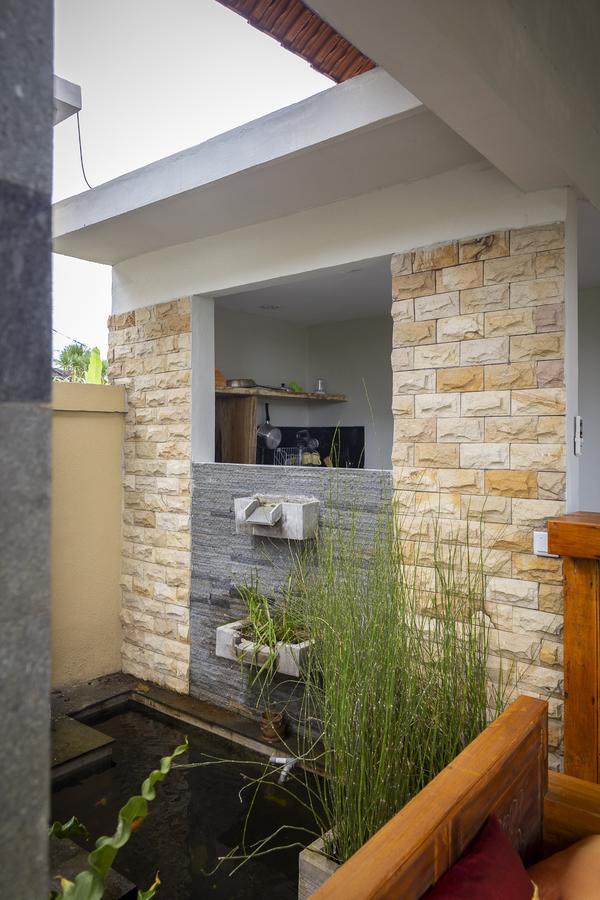 Umah Tikari Guesthouse Canggu Zewnętrze zdjęcie