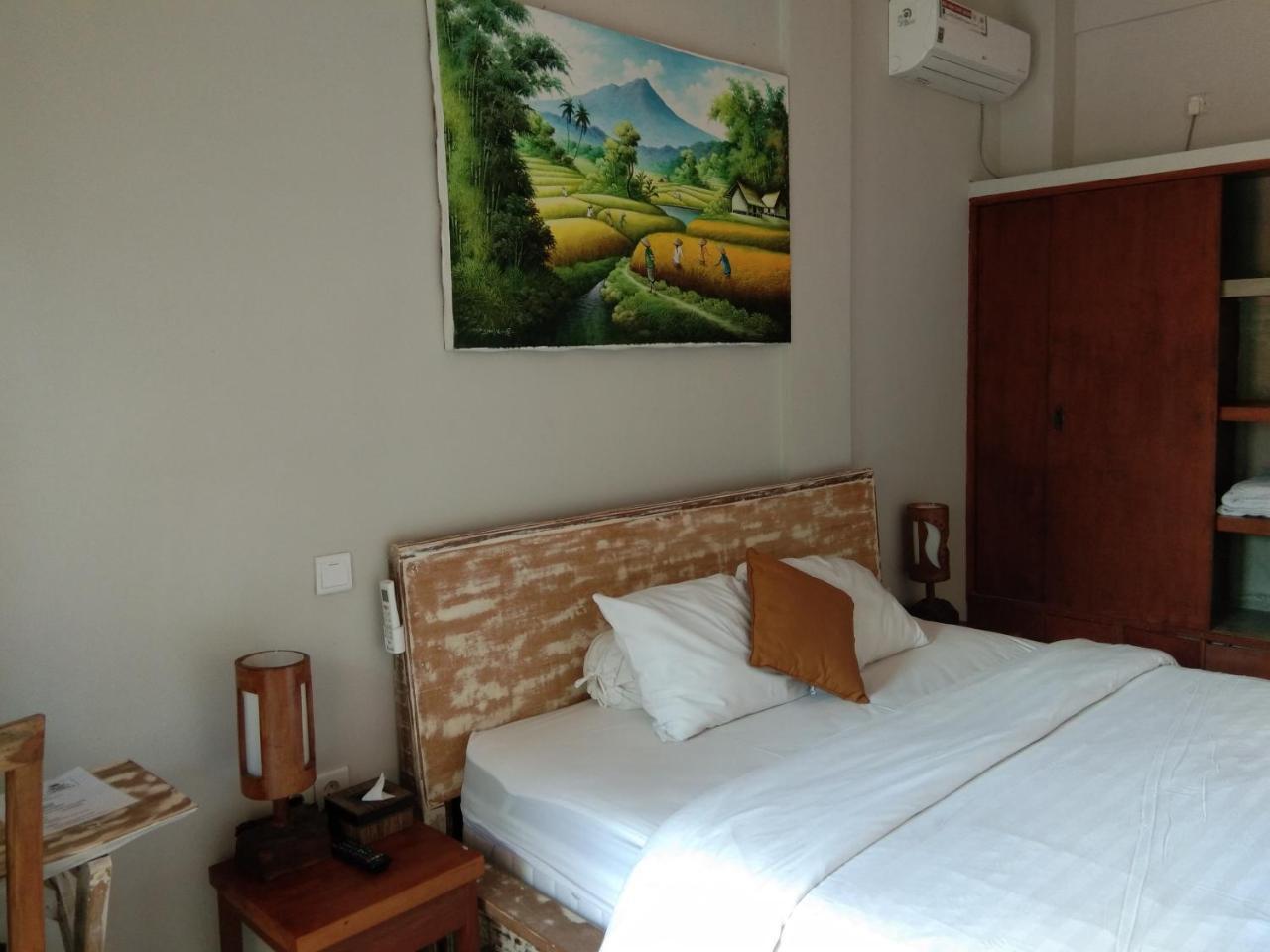 Umah Tikari Guesthouse Canggu Zewnętrze zdjęcie